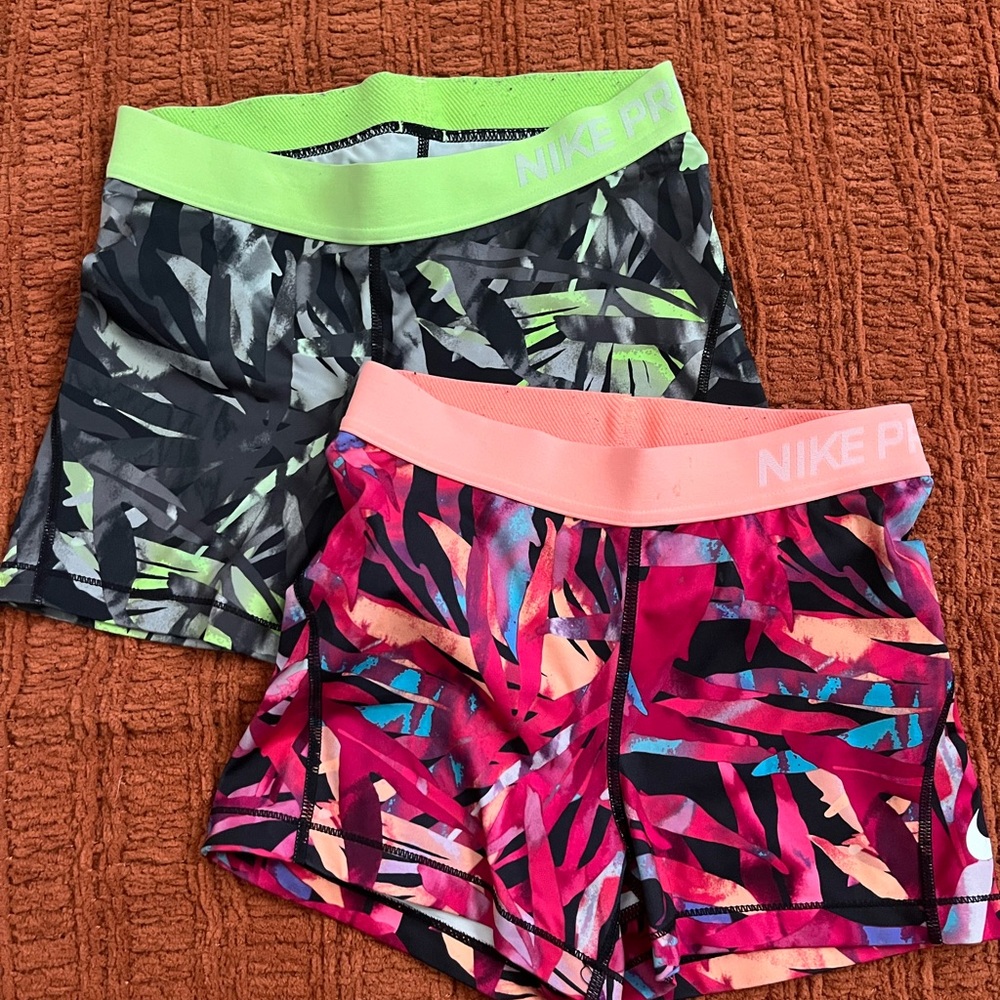2 Kids Nike Pros